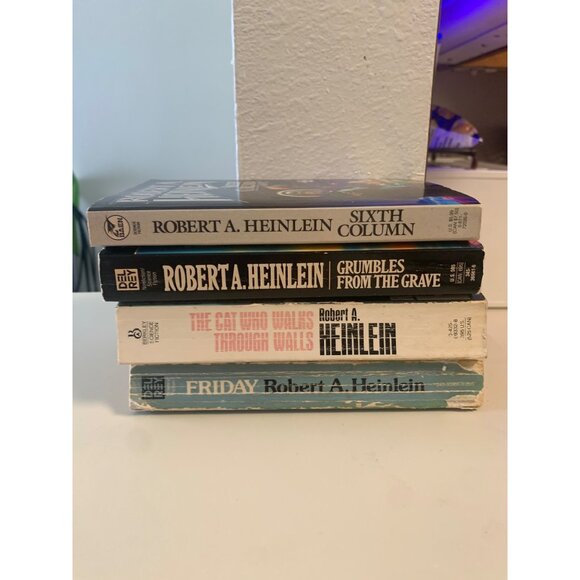 Robert A. Heinlein Vintage Paperback Bundle 4 Books Friday Cat Grumbles - Picture 2 of 6